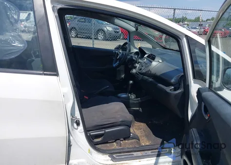 2009 Honda Fit Sport from USA, damaged, VIN JHMGE88489S065118